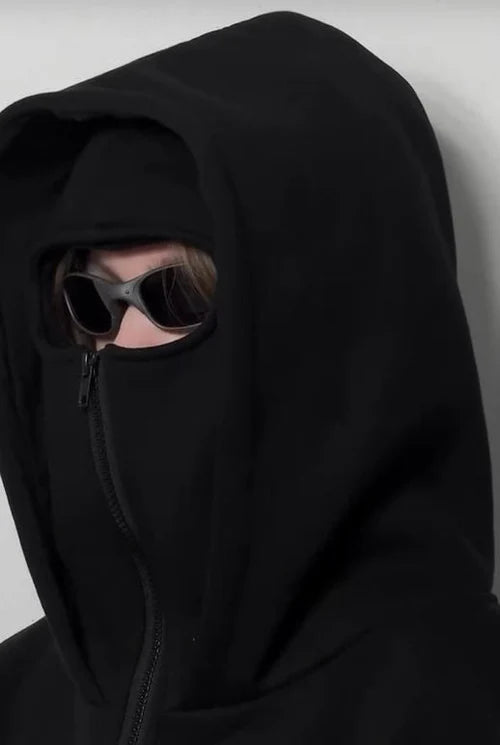 Hoodie with built-in face cover and zip closure – detailed view